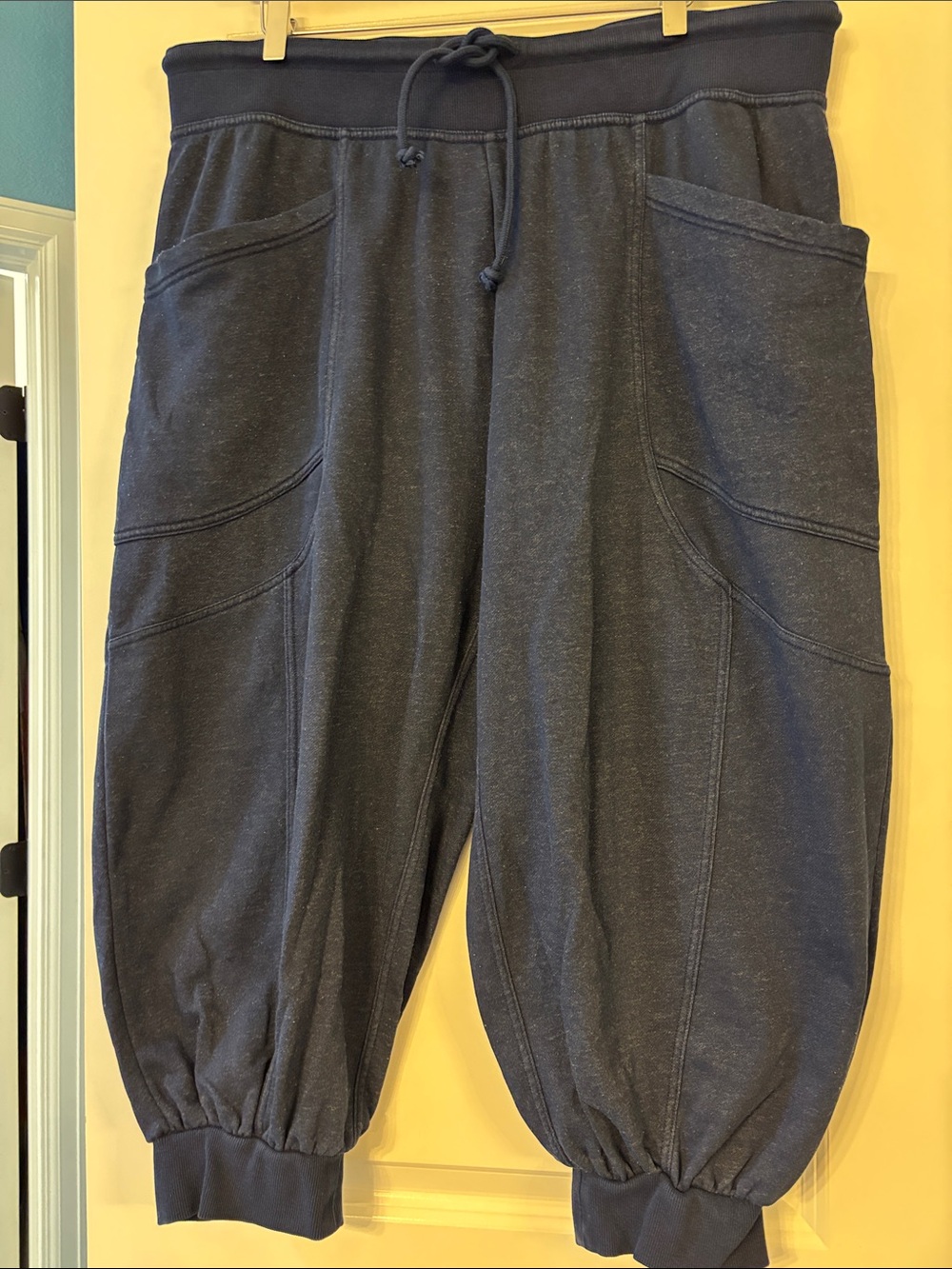 Anthropologie - Daily Practice Ladies Navy Drawstring Sweatpants